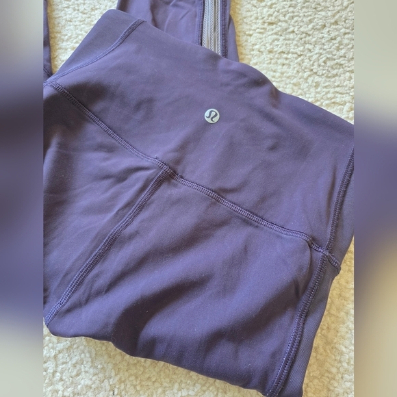 Lululemon Power Lines Cropped *21" Cyber / Dark Chrome Size 4 - Picture 8 of 9